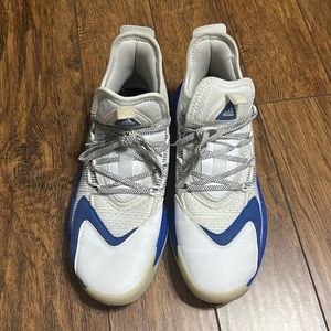 Adidas Pro Boost Mid Shoe -Basketball